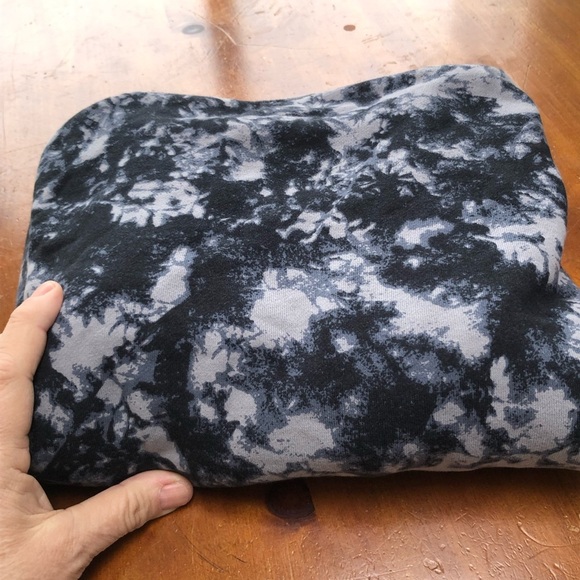 Champion Gray Camouflage Hoodie - size medium- tie-dye - gently loved - Picture 5 of 7